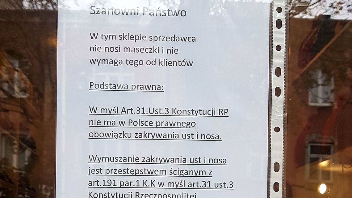 "Celebrytka" z Lublina maseczek od klientów nie wymaga. Co na to policja? "Celebrytka" z Lublina maseczek od klientów nie wymaga. Co na to policja?