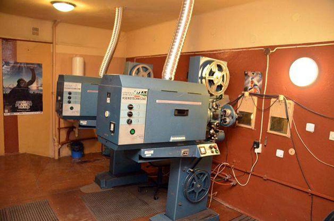 Celuloid schyłkowy. Kino Oranżeria nad przepaścią