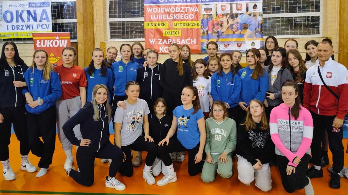 Cement-Gryf Chełm rozpoczął sezon od mocnego uderzenia Cement-Gryf Chełm rozpoczął sezon od mocnego uderzenia