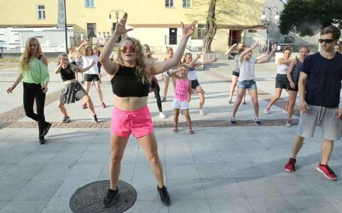 Centralny Plac Zabaw: Dancehall, Street Dance, karate z mistrzem