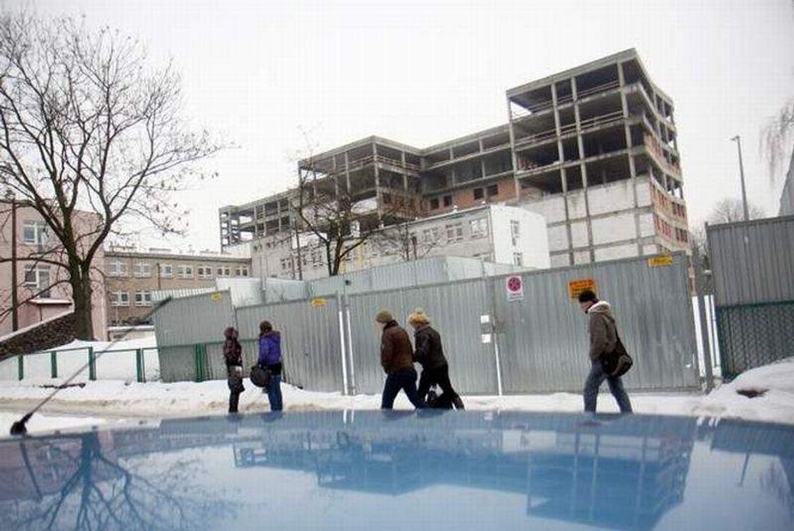 Centrum Onkologii dokończy budowę. Jest wykonawca