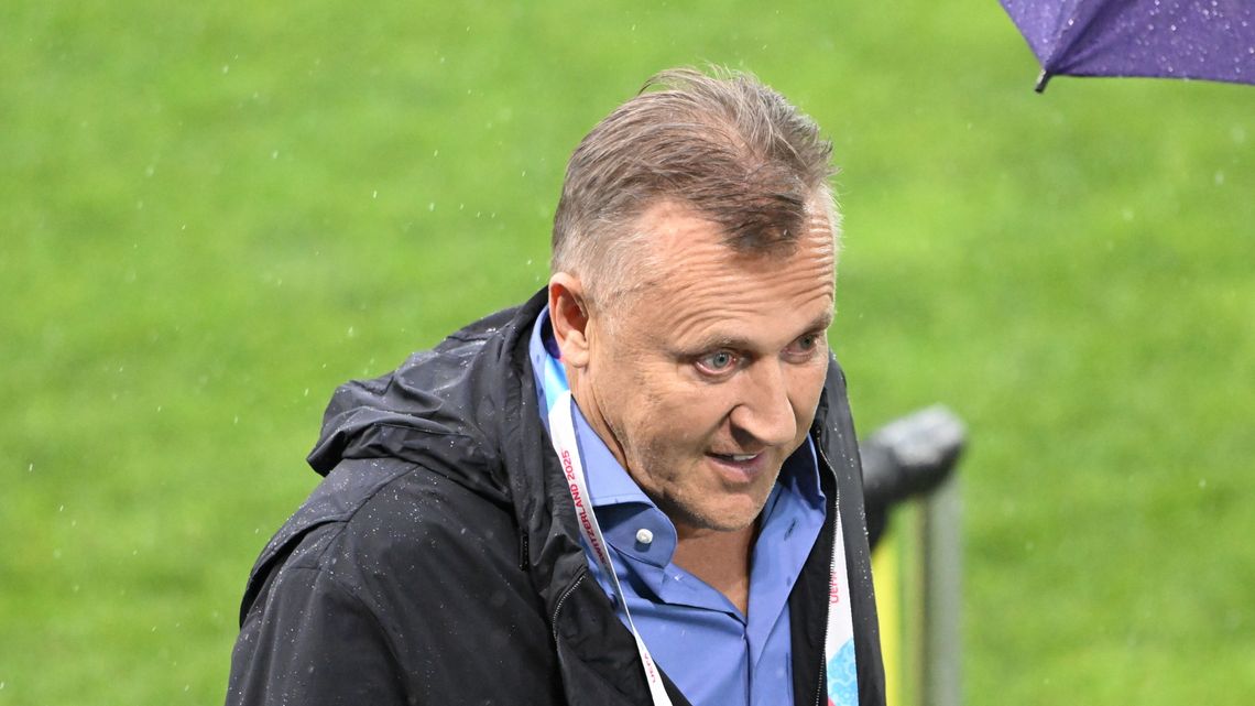 Cezary Kulesza coraz bliżej znalezienia selekcjonera dla reprezentacji Polski Cezary Kulesza coraz bliżej znalezienia selekcjonera dla reprezentacji Polski