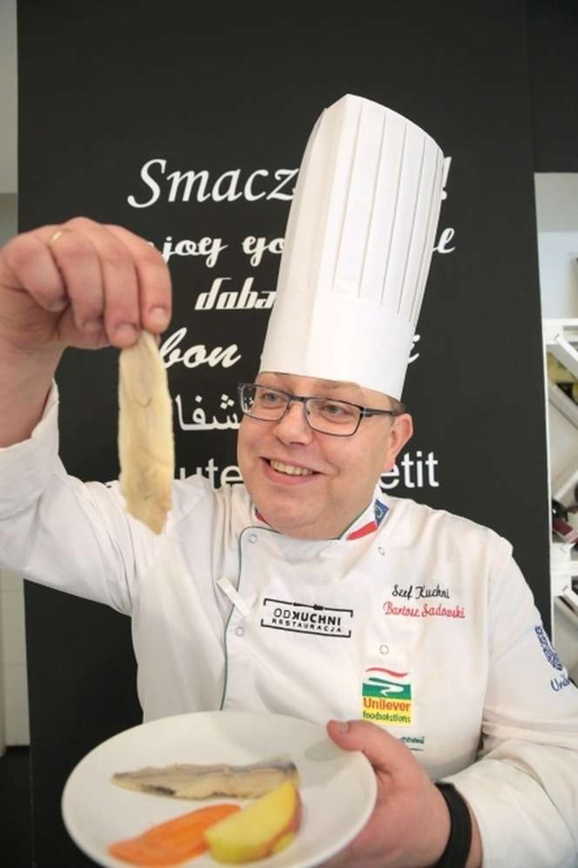 "Charakter muszą mieć". 10 autorskich przepisów na dobre śledzie "Charakter muszą mieć". 10 autorskich przepisów na dobre śledzie