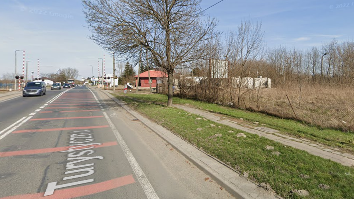 Chcą budować stację paliw przy wylotówce w kierunku jezior. Ratusz wszczął postępowanie