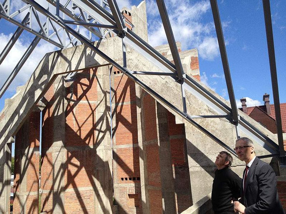 Chcą koncertu na budowie kościoła. Nadzór budowlany odpowiada Chcą koncertu na budowie kościoła. Nadzór budowlany odpowiada