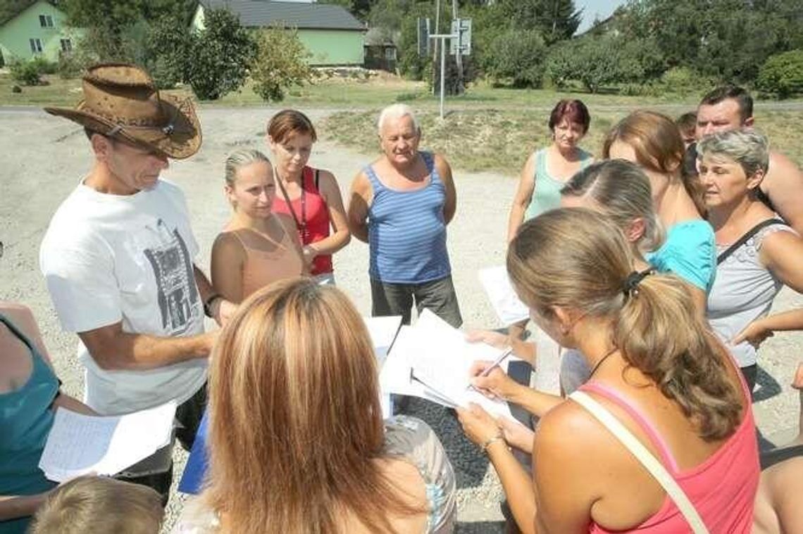 Chcą przetwarzać odpady koło Bychawy. Mieszkańcy: Okna nie będzie można otworzyć!