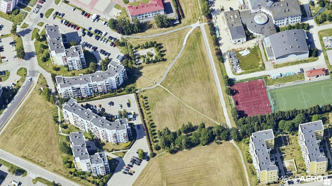 Chcą zbudować plac zabaw na Felinie. Podejście drugie