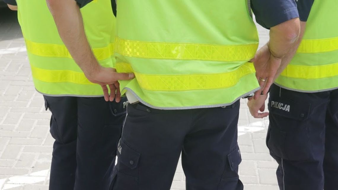 Chcą zwolnić policjantów z Białej Podlaskiej. Chodzi o sprawę samochodu rozbitego na latarni Chcą zwolnić policjantów z Białej Podlaskiej. Chodzi o sprawę samochodu rozbitego na latarni