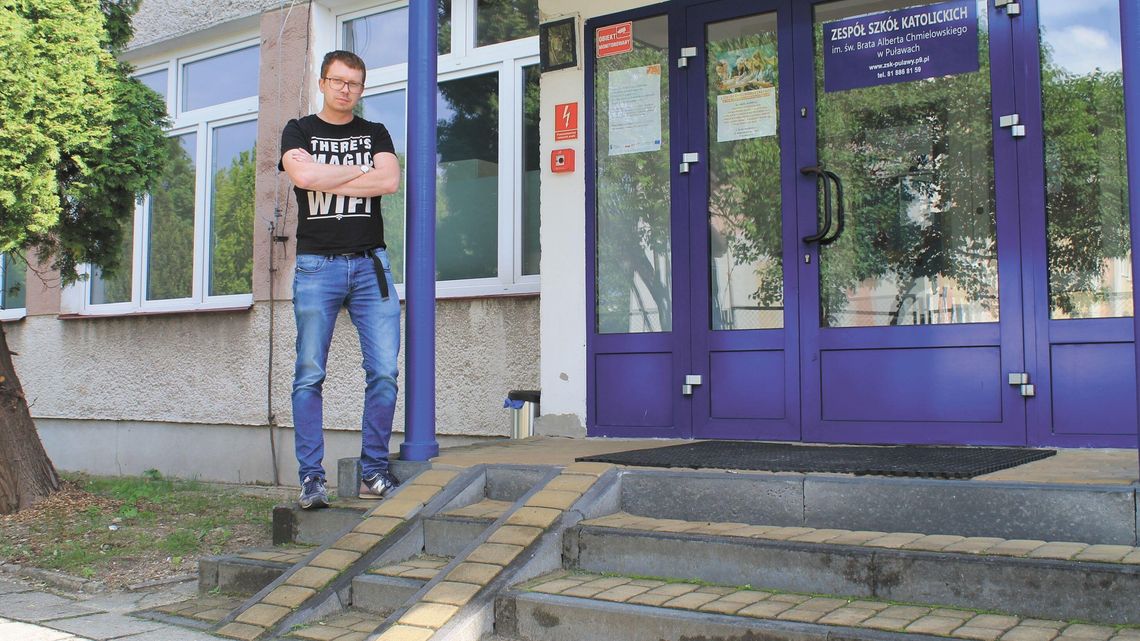 Chce pomóc na własny koszt, urzędnicy zwlekają z decyzją. "Czekam od marca"