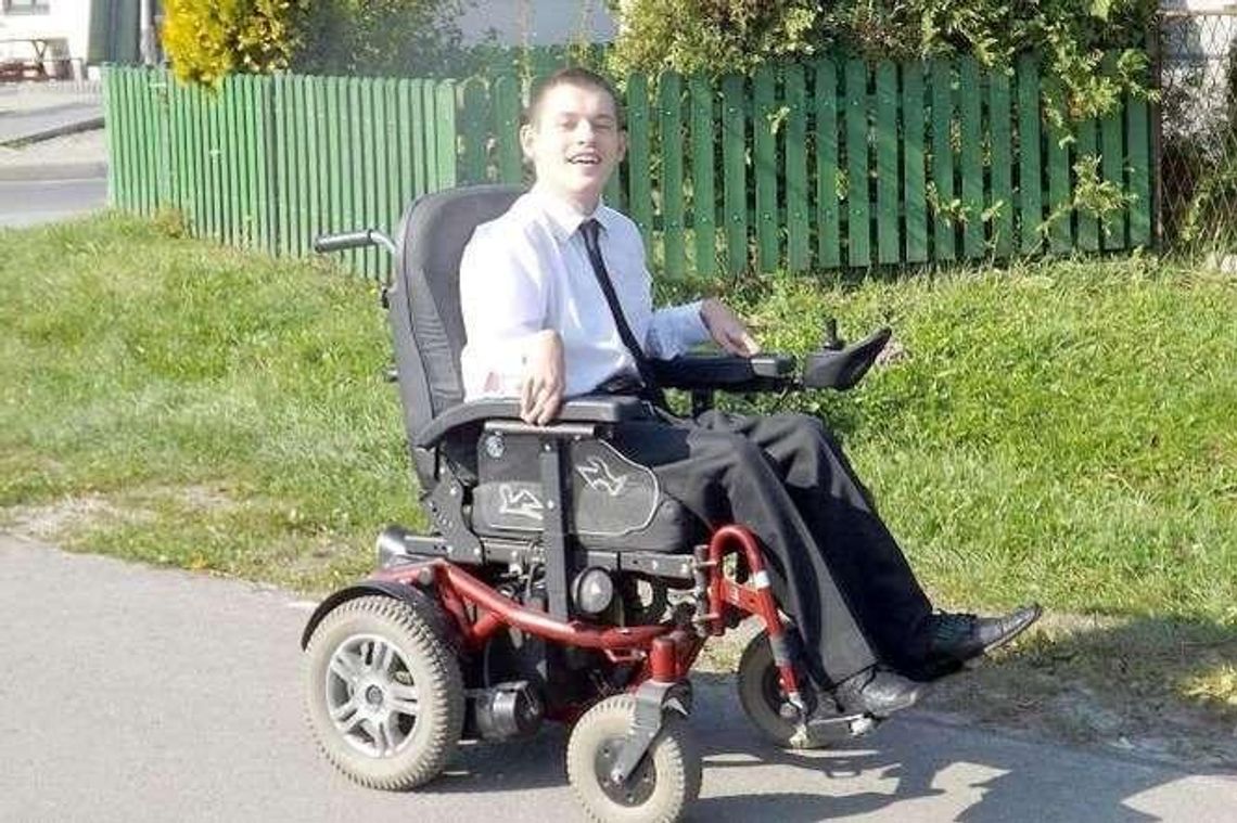 Chce wyjechać na wymarzone studia. Ale nie może znaleźć asystenta