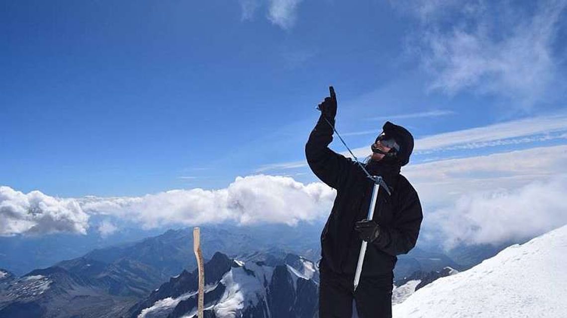 Chce zdobyć Kazbek i Elbrus i zebrać pieniądze. Dla swoich wychowanków