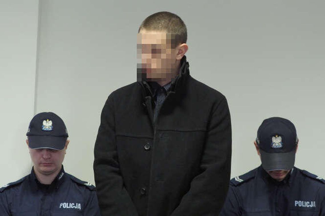 Chciał poderżnąć gardło taksówkarzowi. Matka go broni: "Boi się krwi. Nawet kury nie mógł zabić"