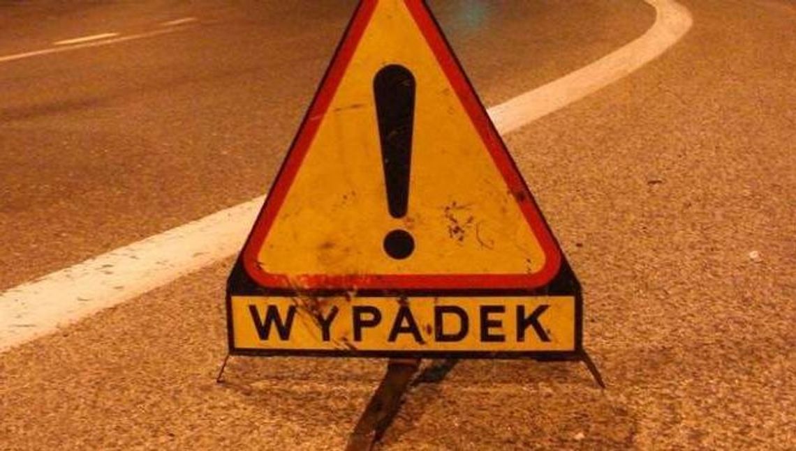 Chciał pomóc, musiał uciekać z jezdni. 19-latka przejechała po mężczyźnie