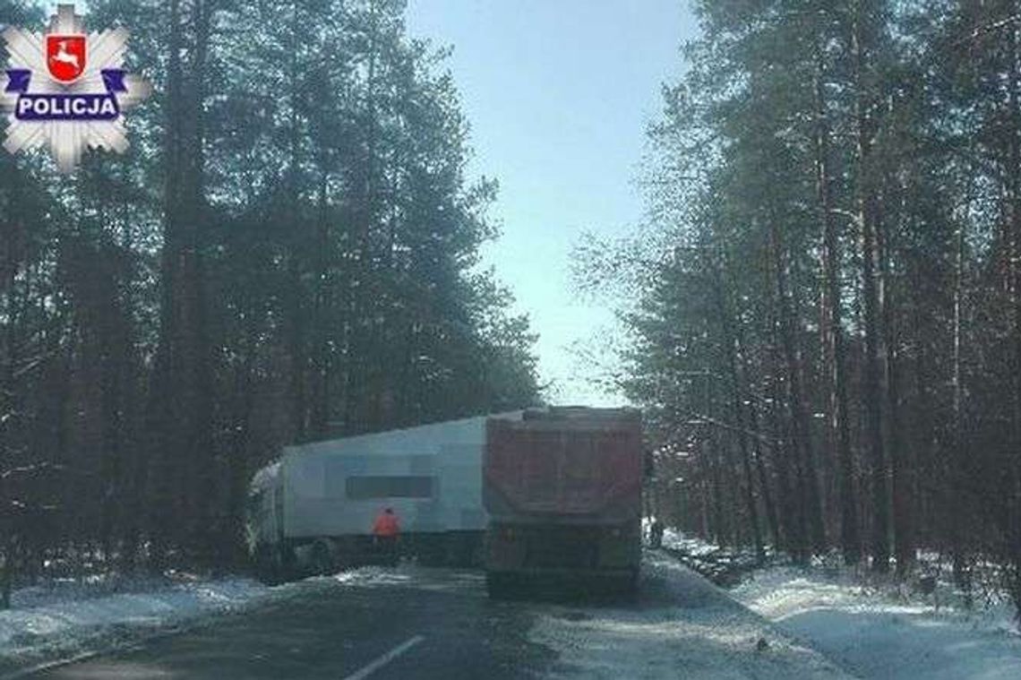 Chciał uniknąć wypadku, zjechał tirem do rowu 