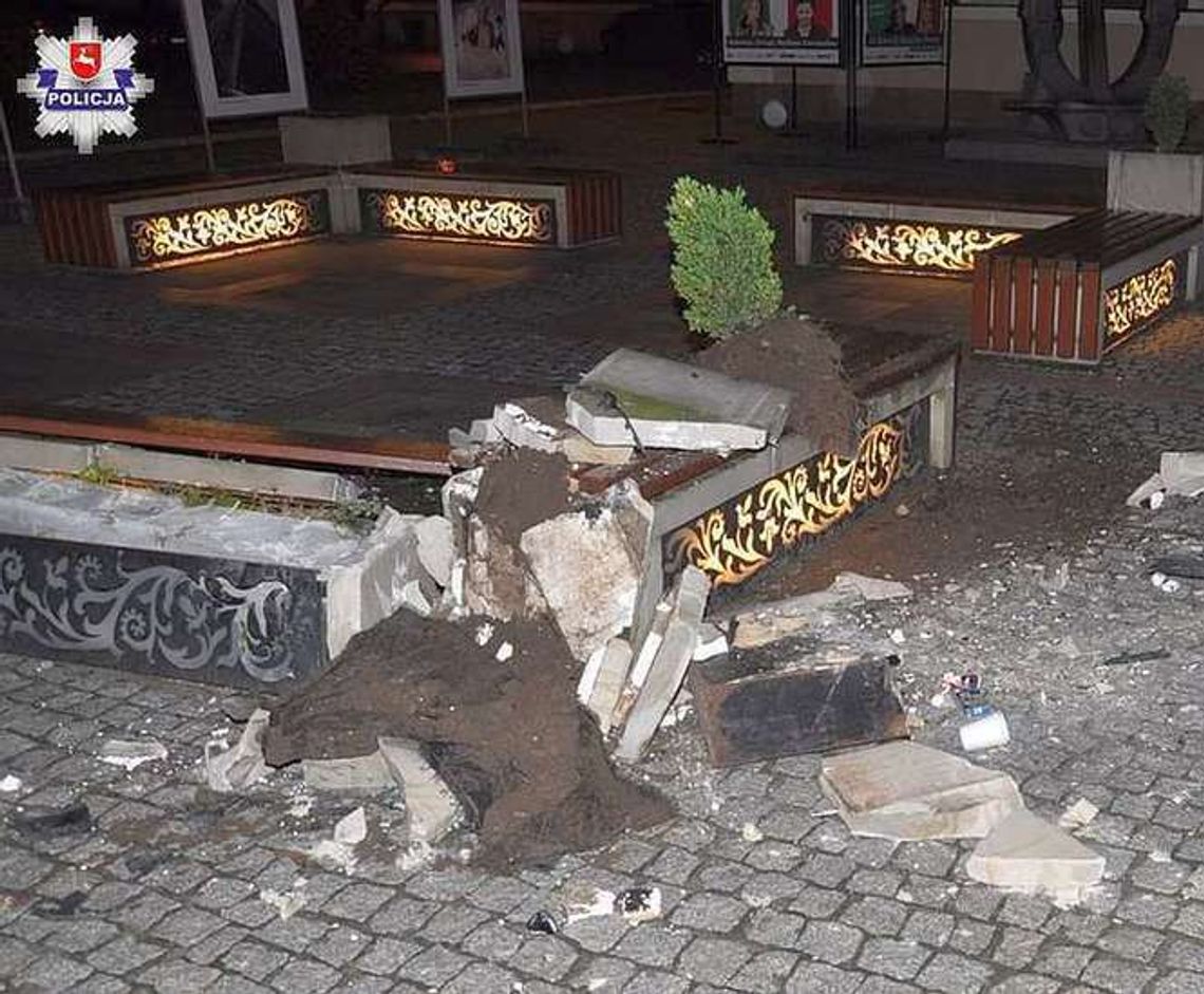 Chciał "wyrównać rachunki", wjechał BMW w pieszych. Zapłaci grzywnę?