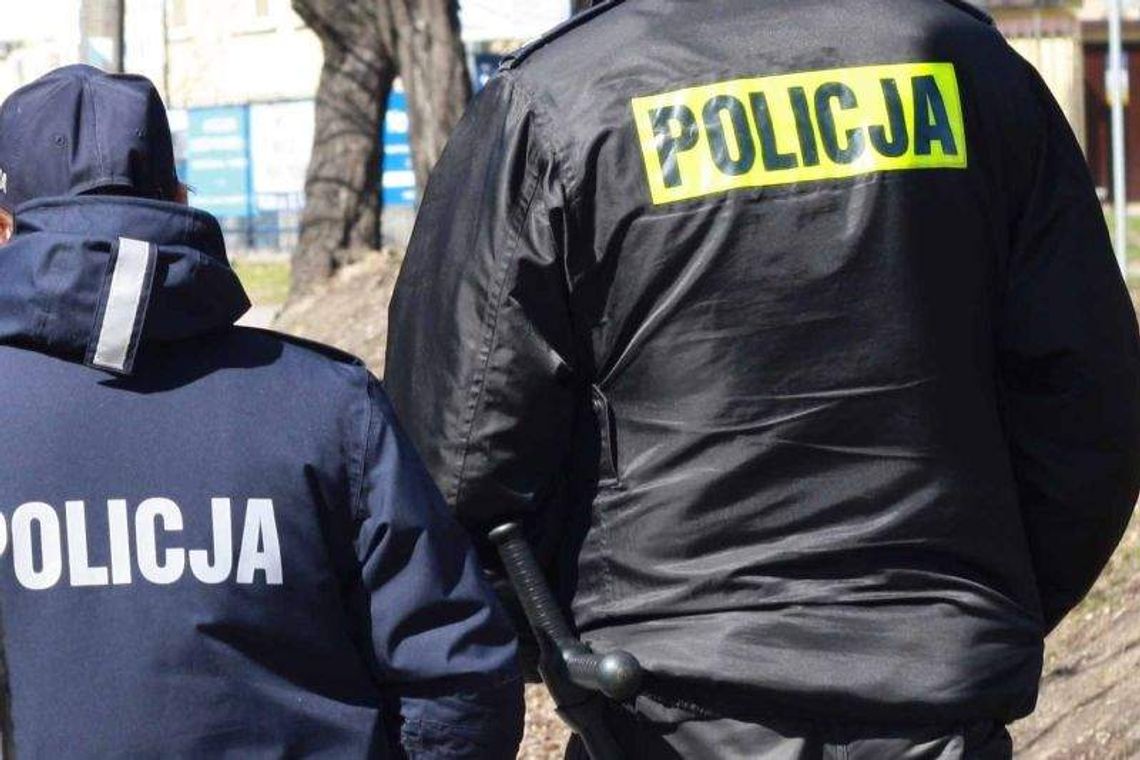 Chciał wyrwać torebkę niewidomej. Przegonili go przechodnie Chciał wyrwać torebkę niewidomej. Przegonili go przechodnie