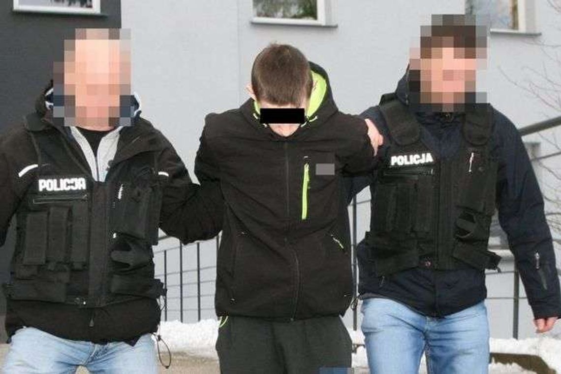 Chciała dać oszustom 30 tys. zł. Pracownik banku nabrał podejrzeń