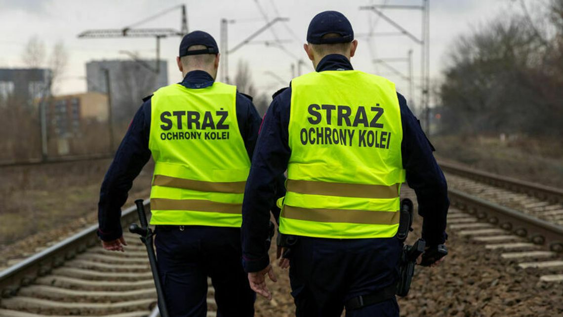 Chciała rzucić się pod pociąg. Pomoc przyszła w ostatniej chwili