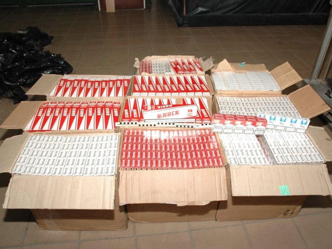 Chcieli przemycić sterydy i leki przez granicę