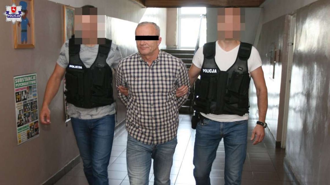 Chcieli wyrwać bankomat ze ściany w Lublinie. Wpadł 55-latek Chcieli wyrwać bankomat ze ściany w Lublinie. Wpadł 55-latek