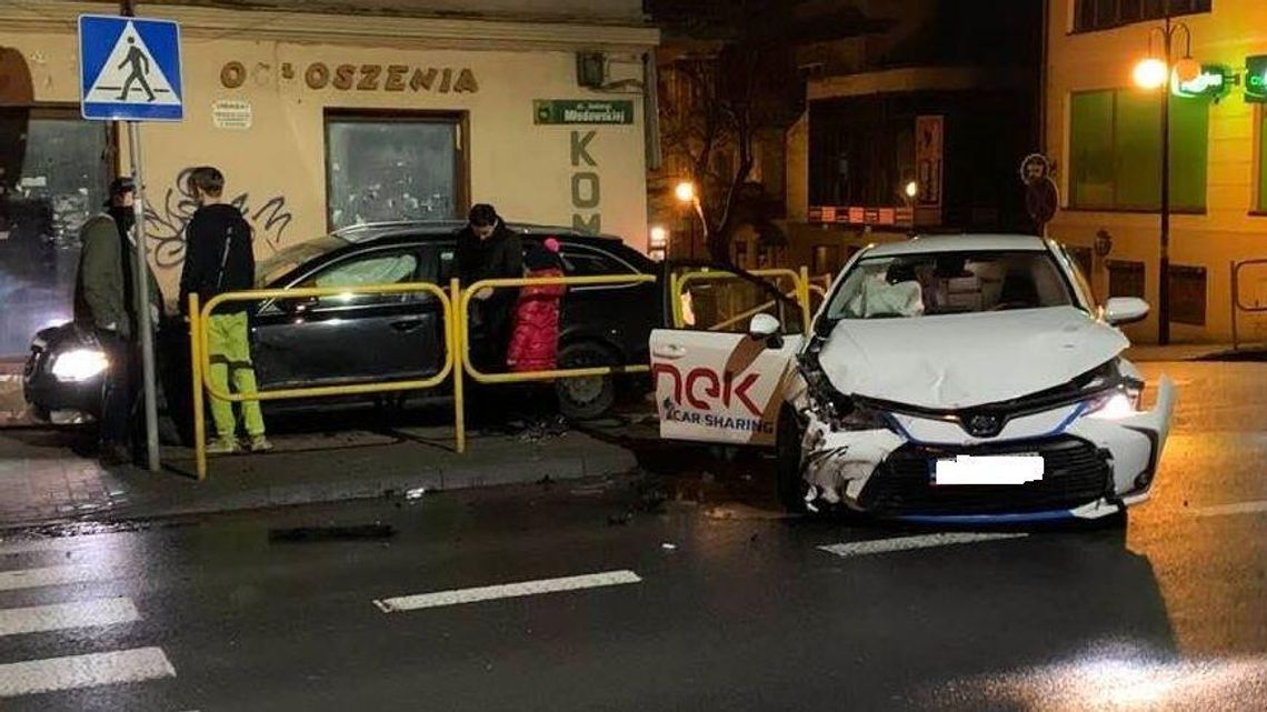 Chełm. Kraksa na skrzyżowaniu