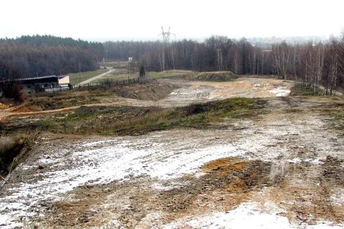 Chełm: Lodowisko otworzyli. Obiecują jeszcze stok Chełm: Lodowisko otworzyli. Obiecują jeszcze stok