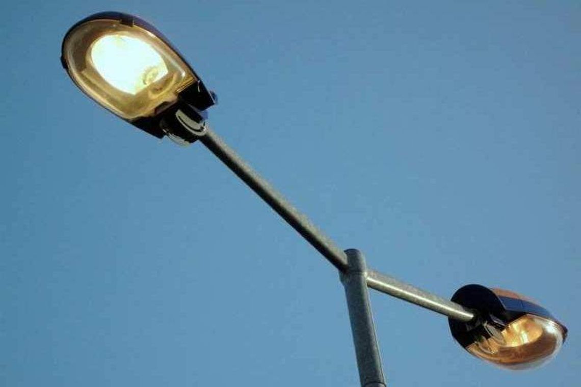 Chełm: Nowe latarnie jaśniej świecą