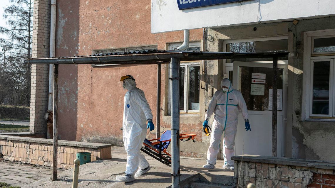 Chełm: Para przetrwała koronawirusa. Dwie osoby już wypisane z oddziału zakaźnego