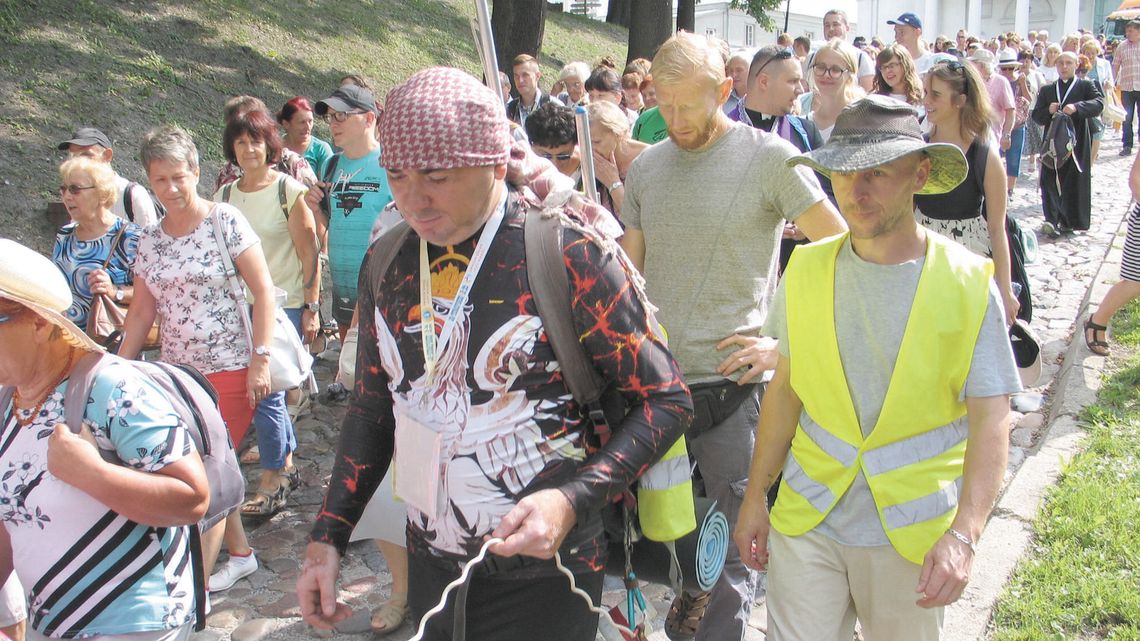 Chełm: Pielgrzymka wyruszyła do Częstochowy