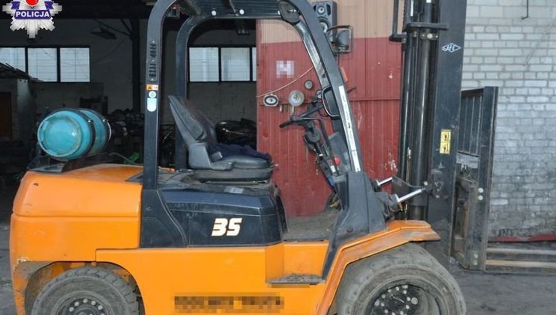 Chełm: Po 40-latku przejechał wózek widłowy. Czeka go operacja Chełm: Po 40-latku przejechał wózek widłowy. Czeka go operacja