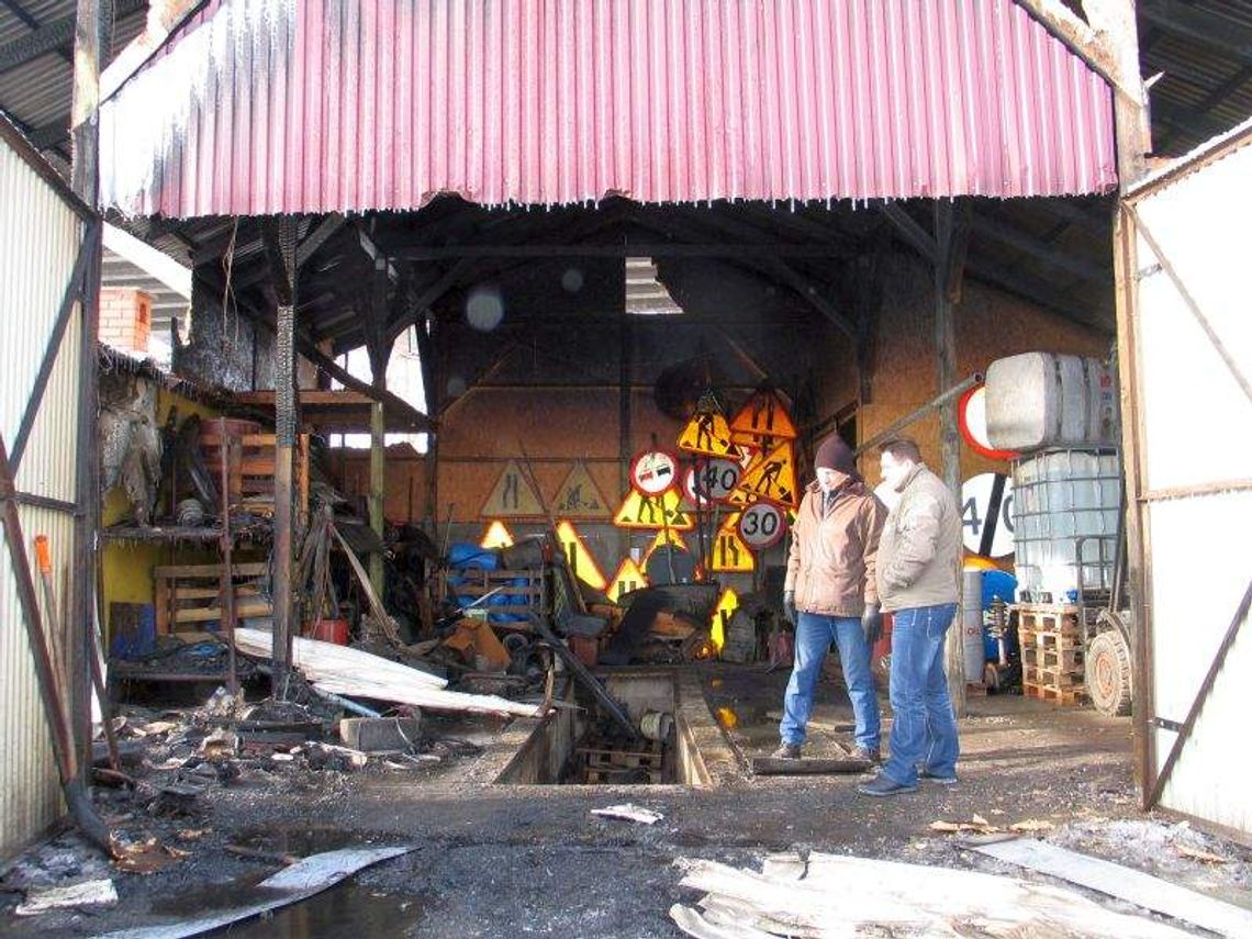 Chełm: pożar pod wiaduktem