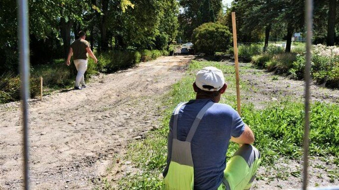 Chełm. Prace w parku się ślimaczą. Miasto mówi "dość" Chełm. Prace w parku się ślimaczą. Miasto mówi "dość"