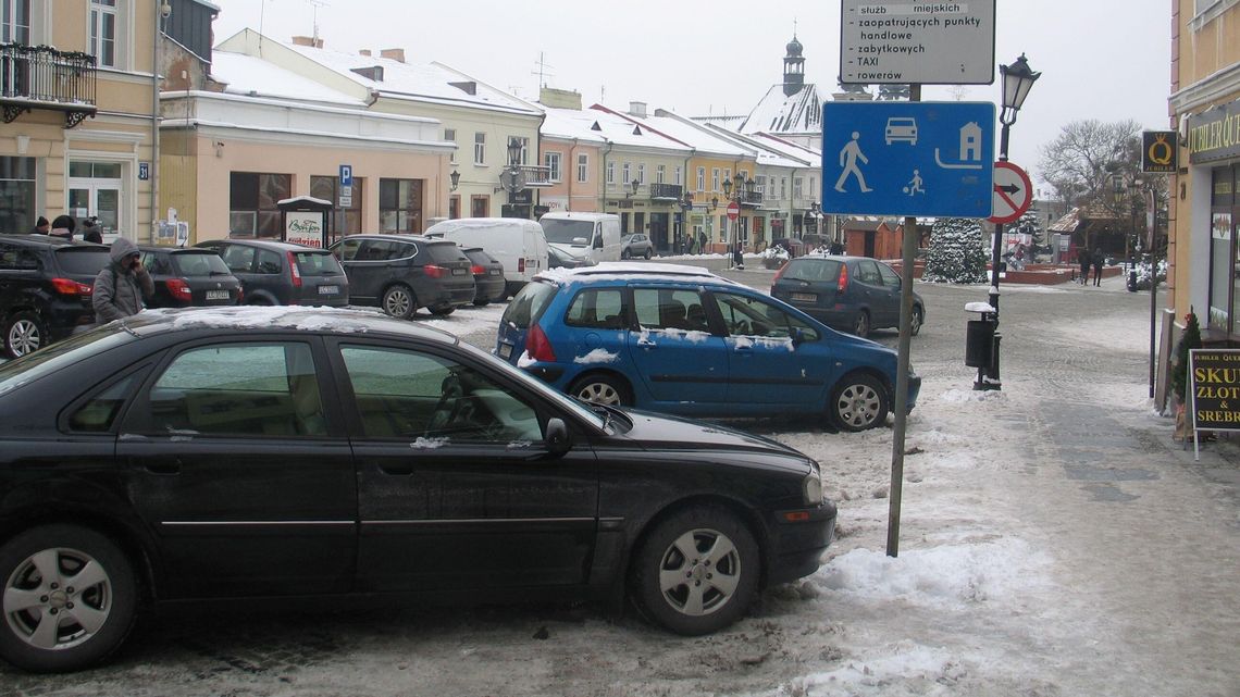Chełm: Prezydent chce całkowicie usunąć samochody z placu Łuczkowskiego