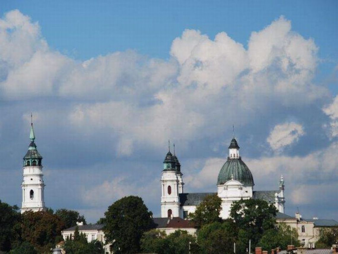 Chełm promuje się na telebimach w innych miastach (wideo)
