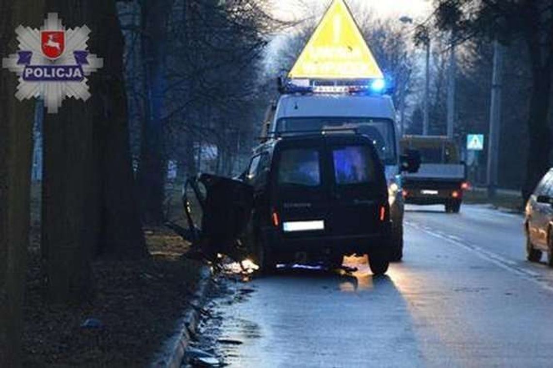 Chełm: Rozbił samochód na drzewie. 60-latek nie żyje Chełm: Rozbił samochód na drzewie. 60-latek nie żyje