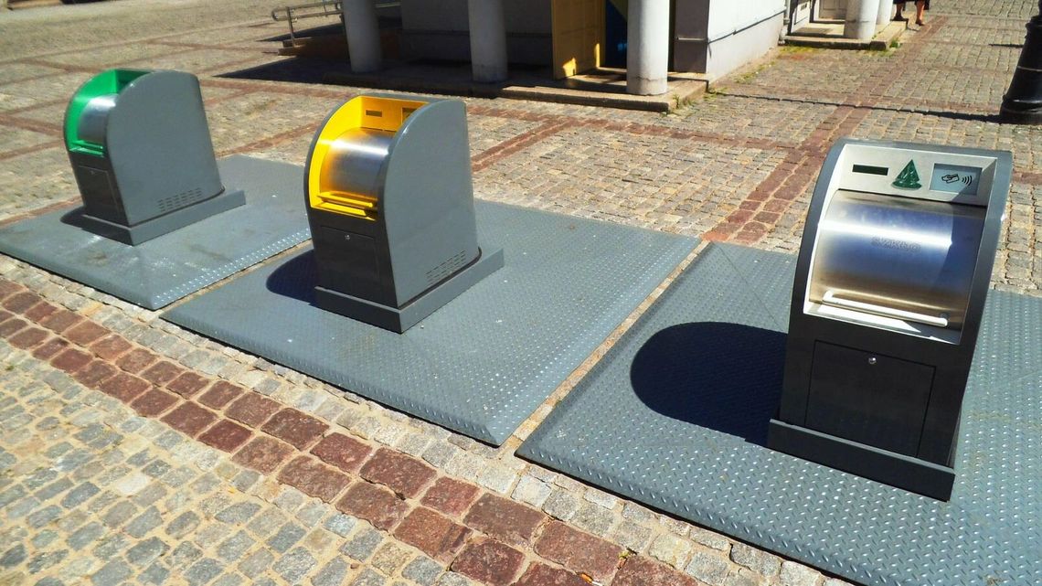 Chełm schowa śmietniki pod ziemią