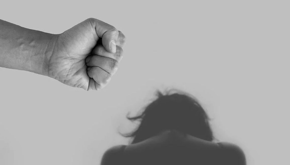 Chełm: W sylwestra bił swoją partnerkę żelazkiem. Grozi mu kilka lat więzienia Chełm: W sylwestra bił swoją partnerkę żelazkiem. Grozi mu kilka lat więzienia