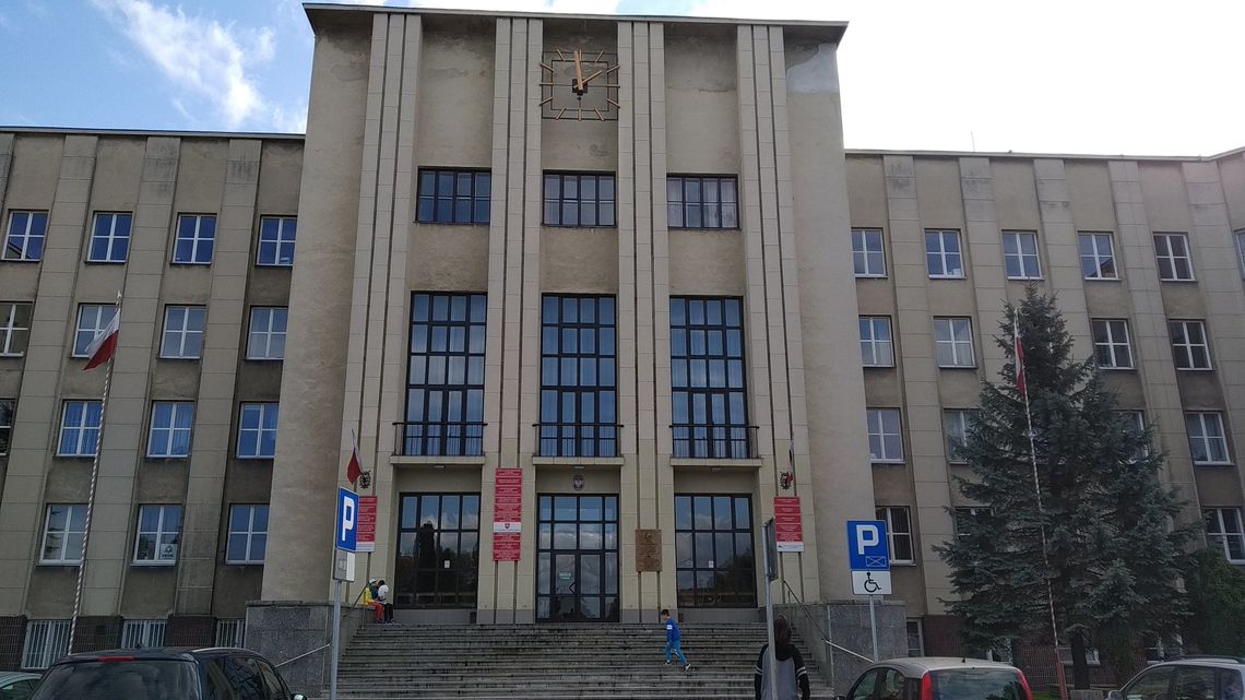 Chełm. Wypłacili miliony na pożyczki dla przedsiębiorców, którym koronawirus zamknął biznesy Chełm. Wypłacili miliony na pożyczki dla przedsiębiorców, którym koronawirus zamknął biznesy