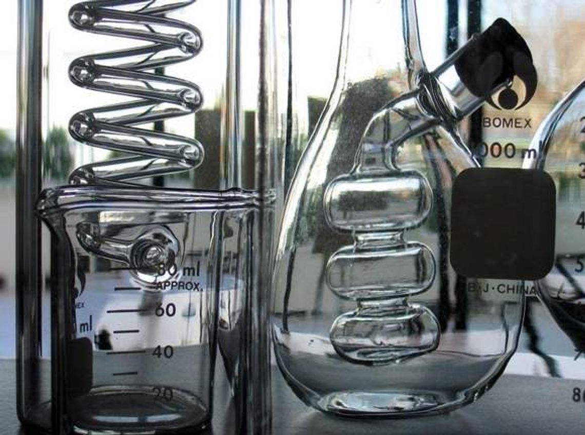 Chemik truciciel na uniwersytecie? Ktoś rozpylił śmiertelnie groźną rtęć