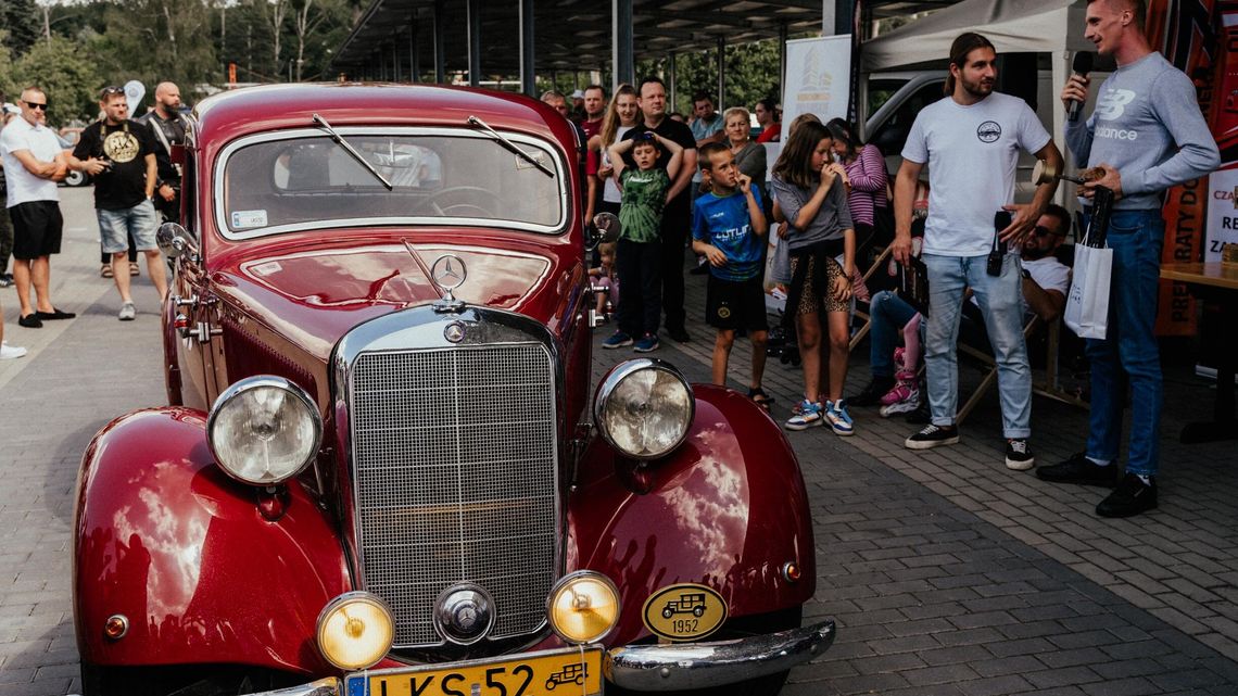 Chevrolety, fiaty i simsony. Klasyki w Puławach Chevrolety, fiaty i simsony. Klasyki w Puławach