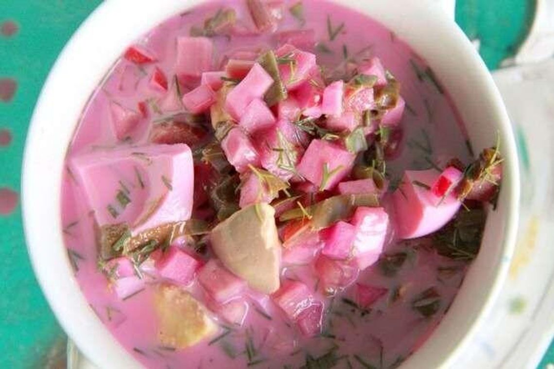 Chłodnik idealny na letnie upały. Najlepsze przepisy