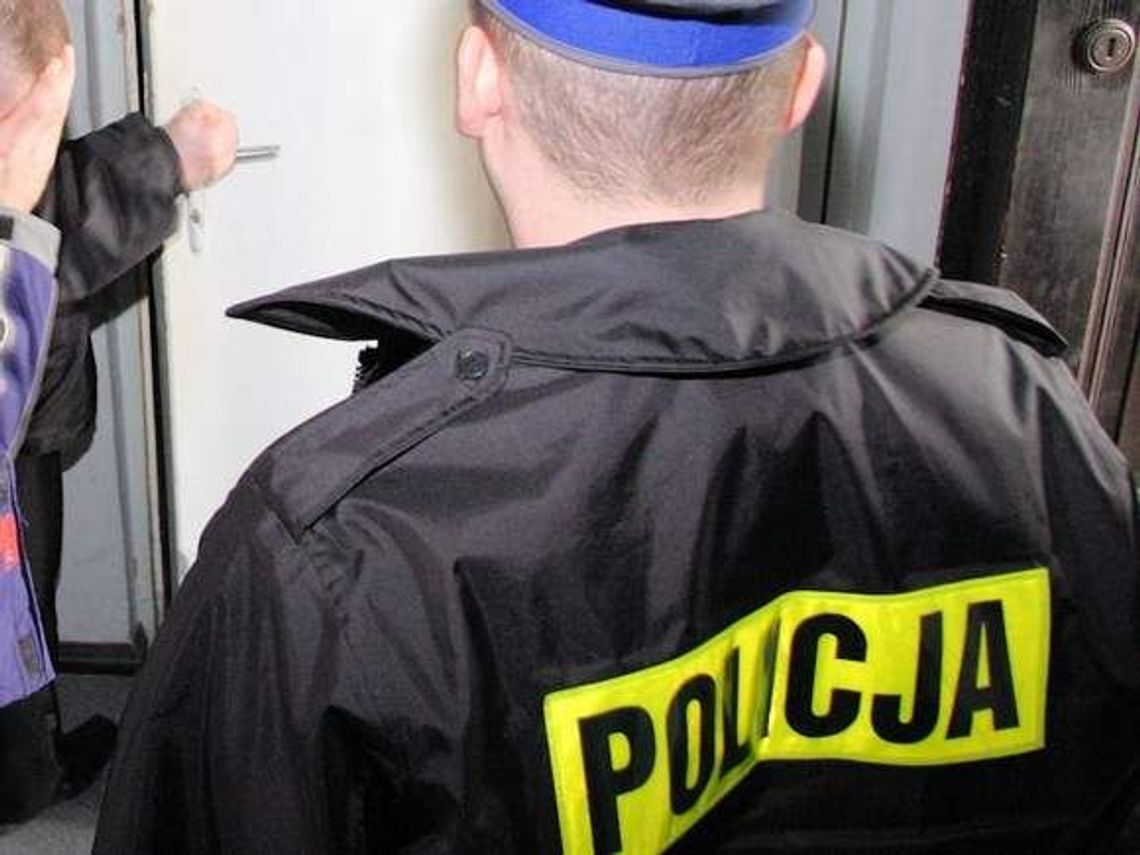 Chłopiec prosił policję, by zabrała go z rodzinnego domu