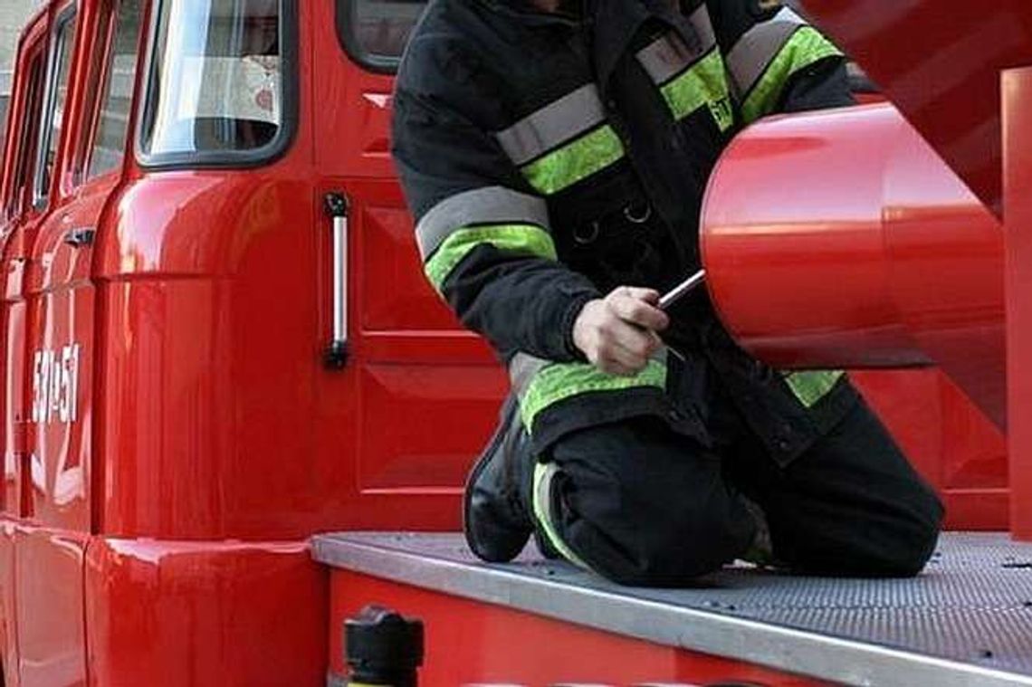 Chmiel Drugi. Spłonęła dawna szkoła w gm. Jabłonna