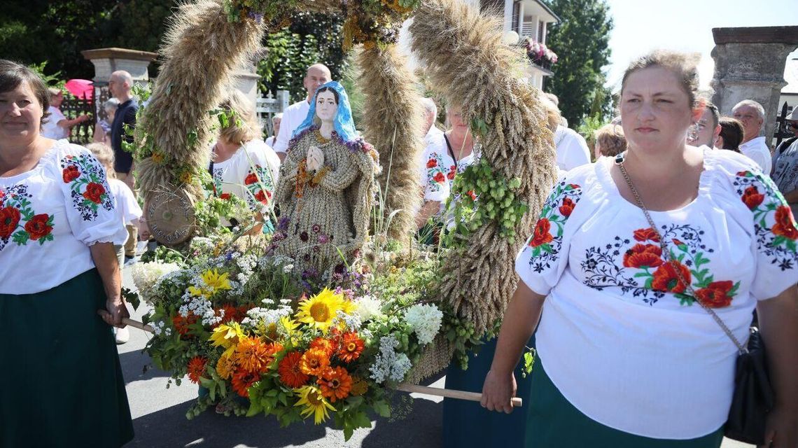 Chmielaki - barwny korowód (zdjęcia)