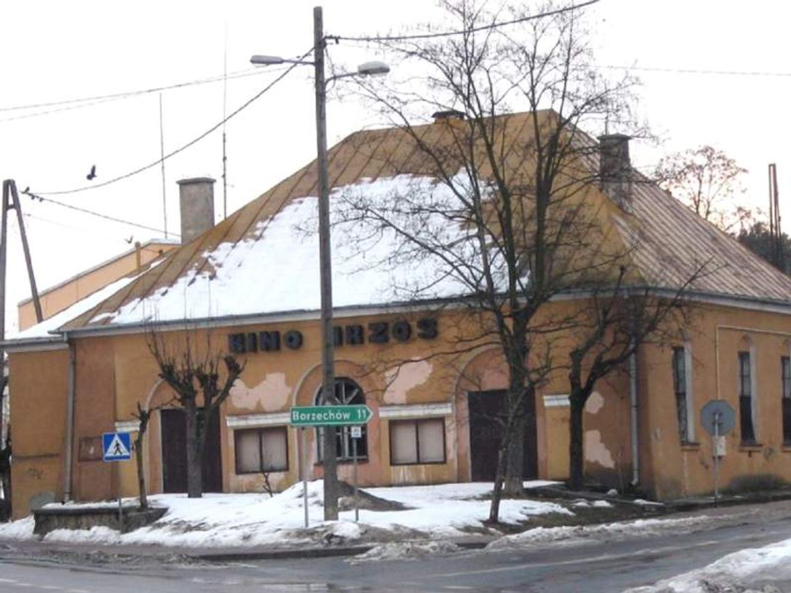 Chodel: Kino \"Wrzos\" będzie gotowe w czerwcu Chodel: Kino \"Wrzos\" będzie gotowe w czerwcu