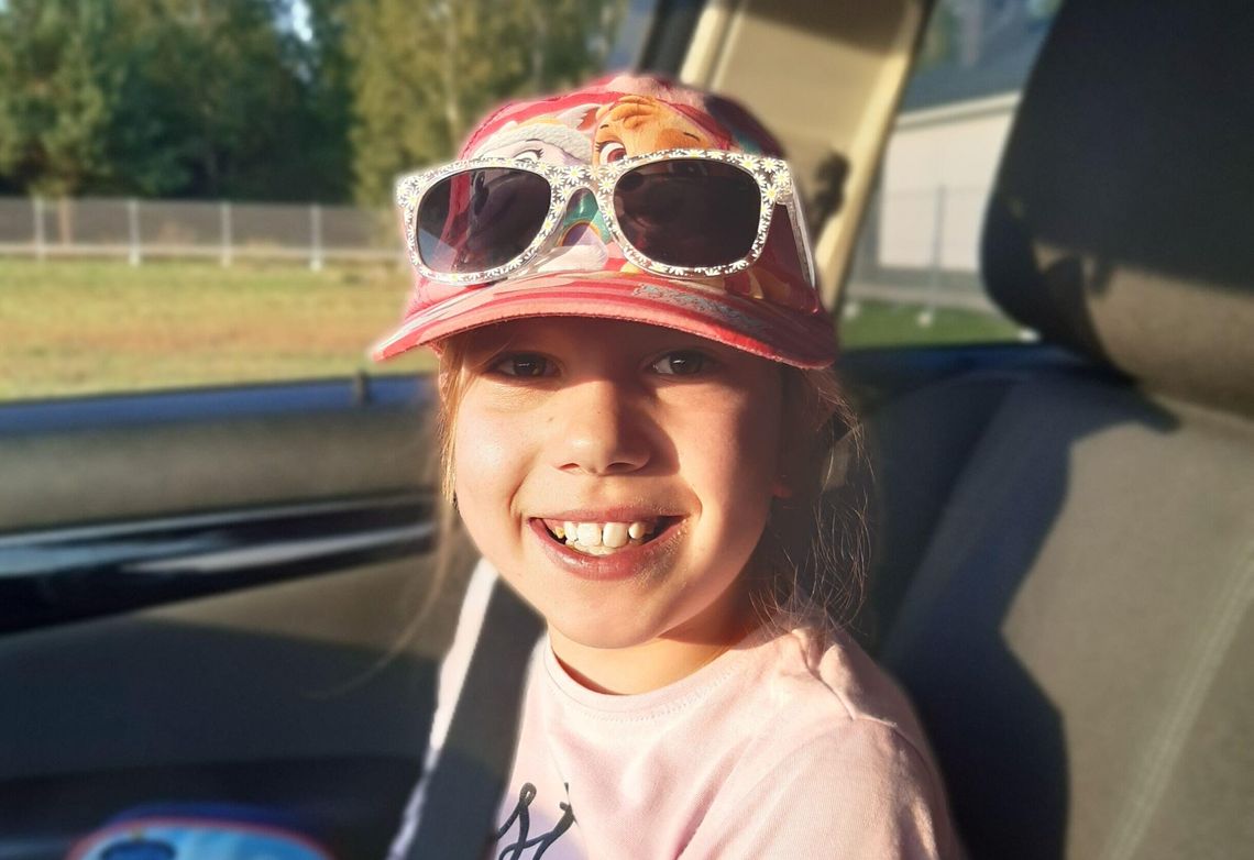 Chodzi do szkoły, odrabia lekcje, ale na zabawy z rówieśnikami nie ma sił. Gabrysia potrzebuje pomocy