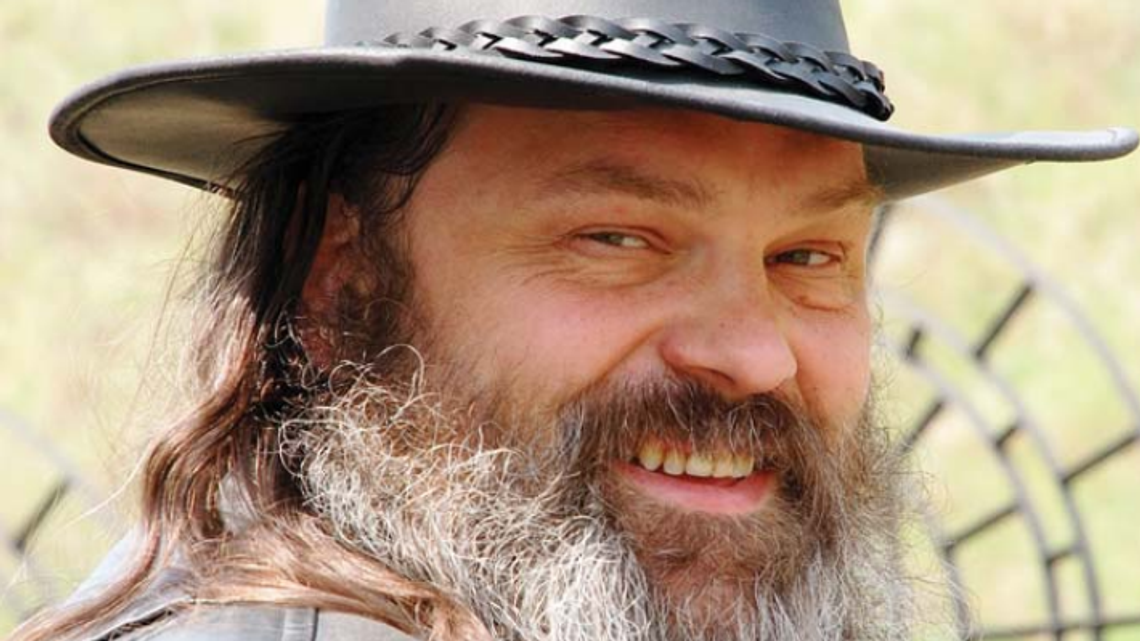 Ciągnęło go do weterynarii, ale został... księdzem. Nocował u siebie hipisów Ciągnęło go do weterynarii, ale został... księdzem. Nocował u siebie hipisów