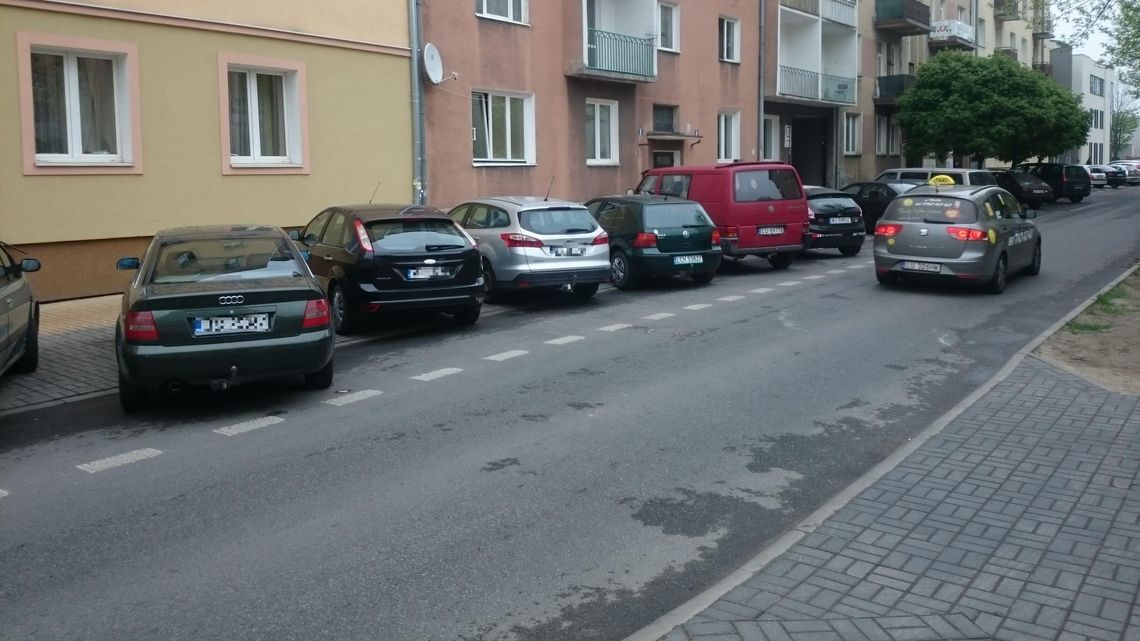 Ciało mężczyzny w samochodzie w centrum Lublina. Zauważył je przechodzień