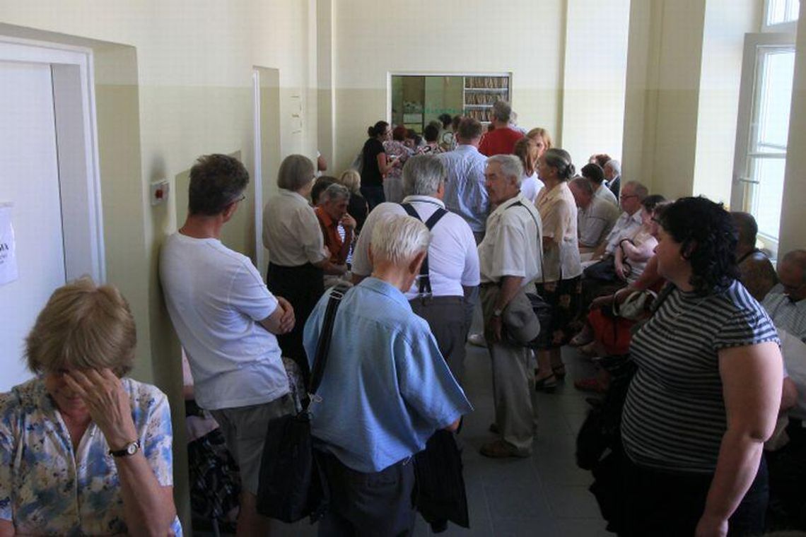 Ciasno i duszno u okulisty. Poradnia przeniosła się na Staszica