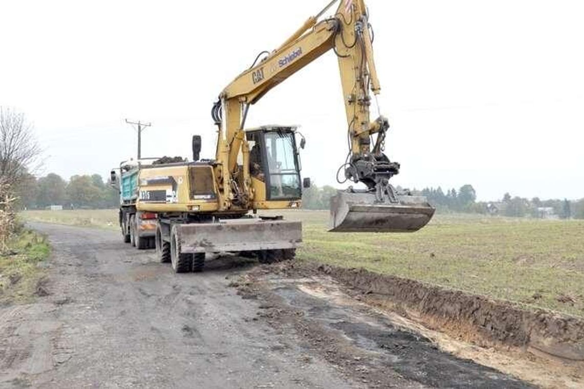 Ciechanki czekają na drogę